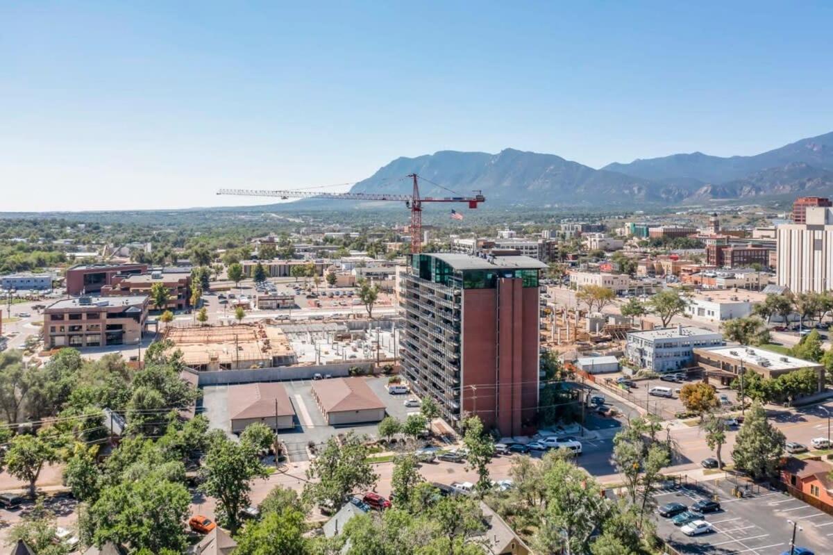 Skyview Studio Downtown Colorado Springs Apartment Exterior photo