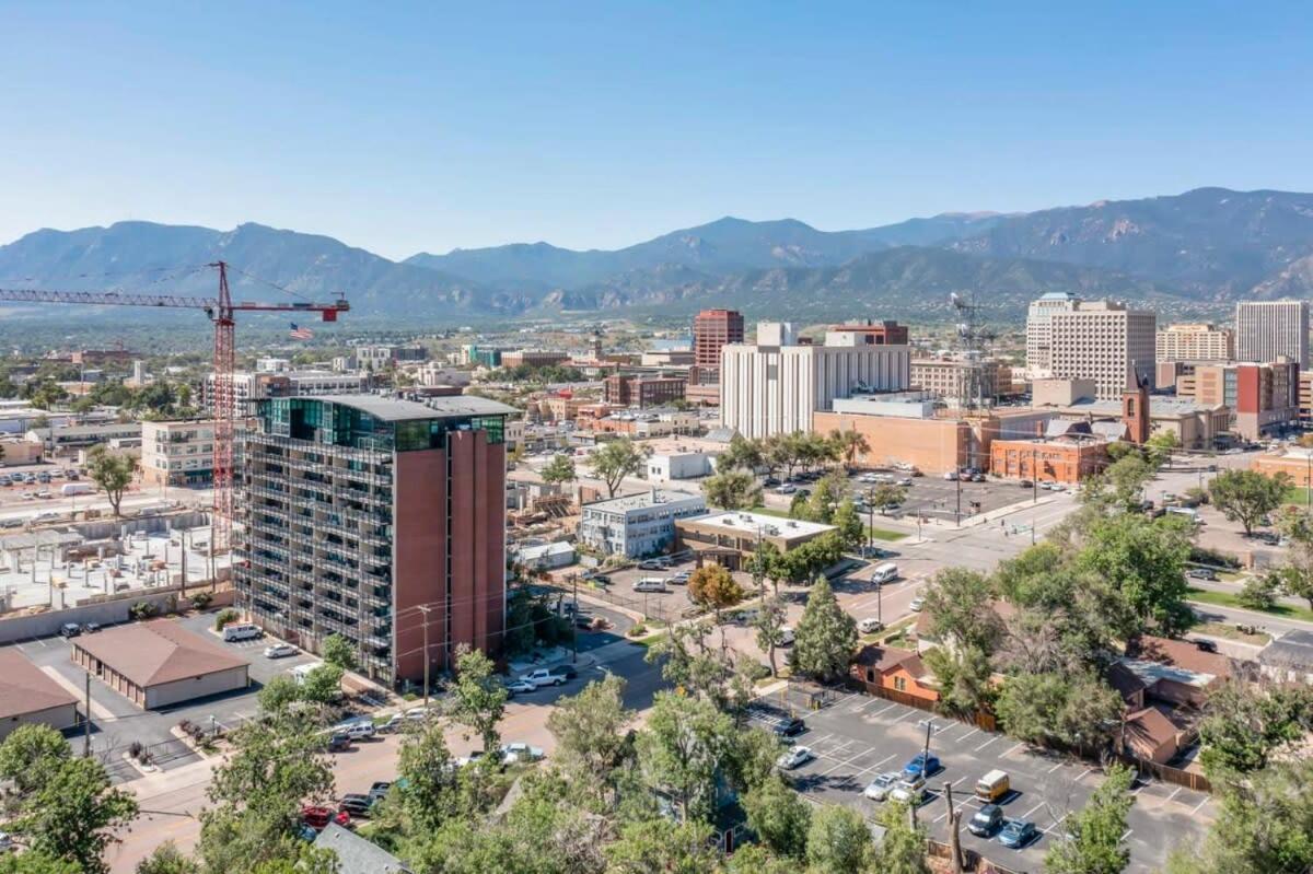 Skyview Studio Downtown Colorado Springs Apartment Exterior photo