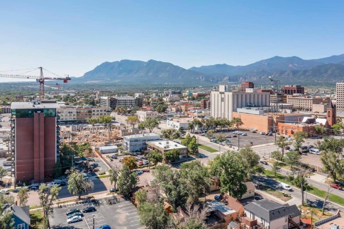 Skyview Studio Downtown Colorado Springs Apartment Exterior photo