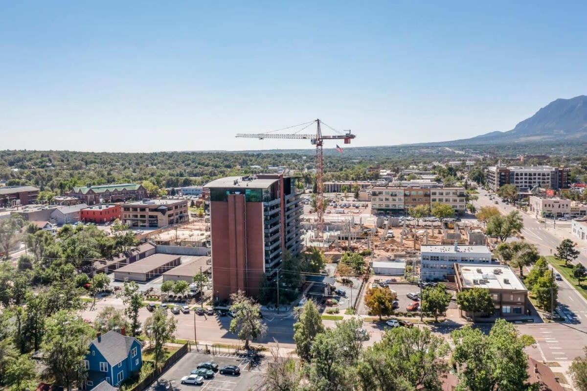 Skyview Studio Downtown Colorado Springs Apartment Exterior photo