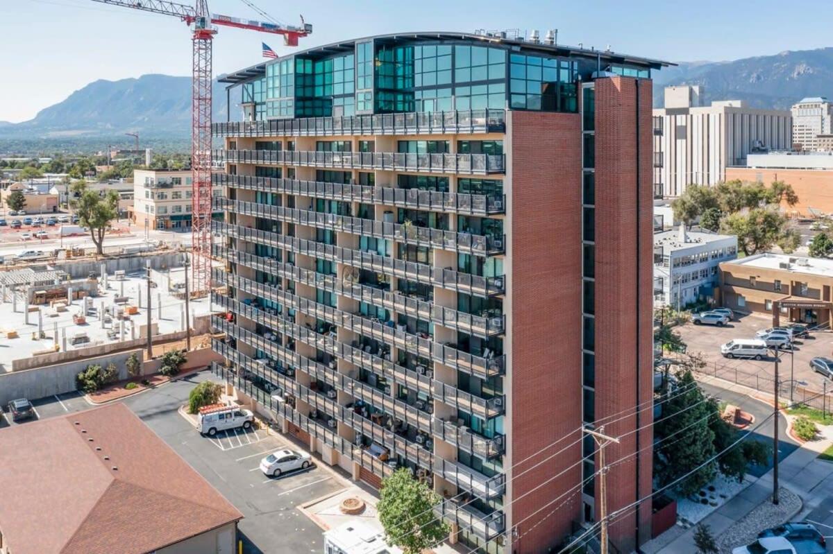 Skyview Studio Downtown Colorado Springs Apartment Exterior photo