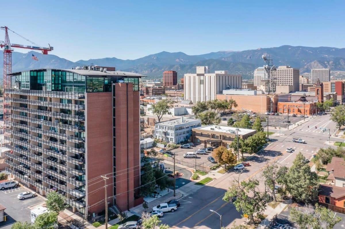 Skyview Studio Downtown Colorado Springs Apartment Exterior photo